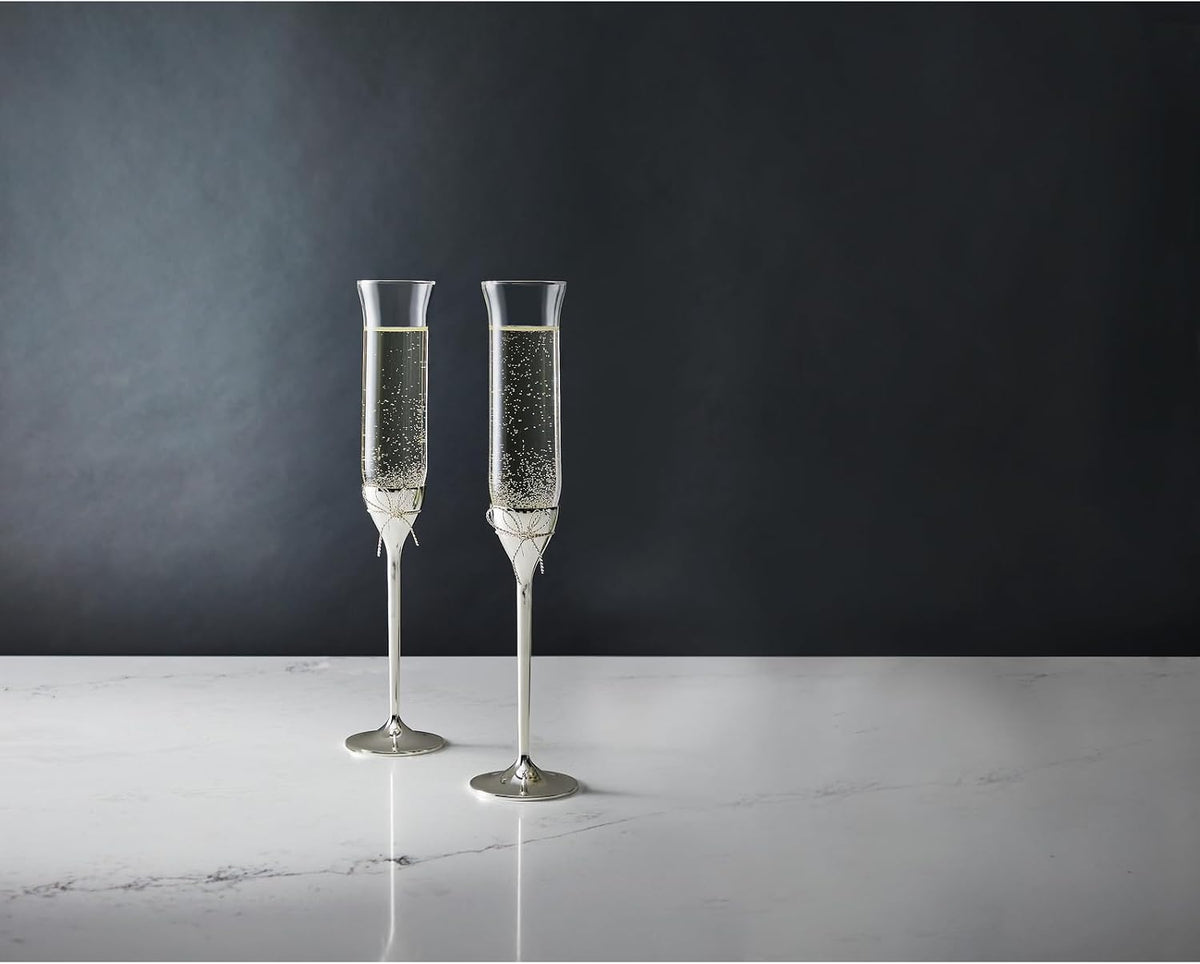 Wedgwood Vera Wang Love Knots Toasting Flute Pair