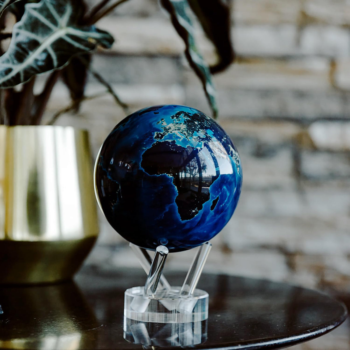 MOVA Self Rotating Globe