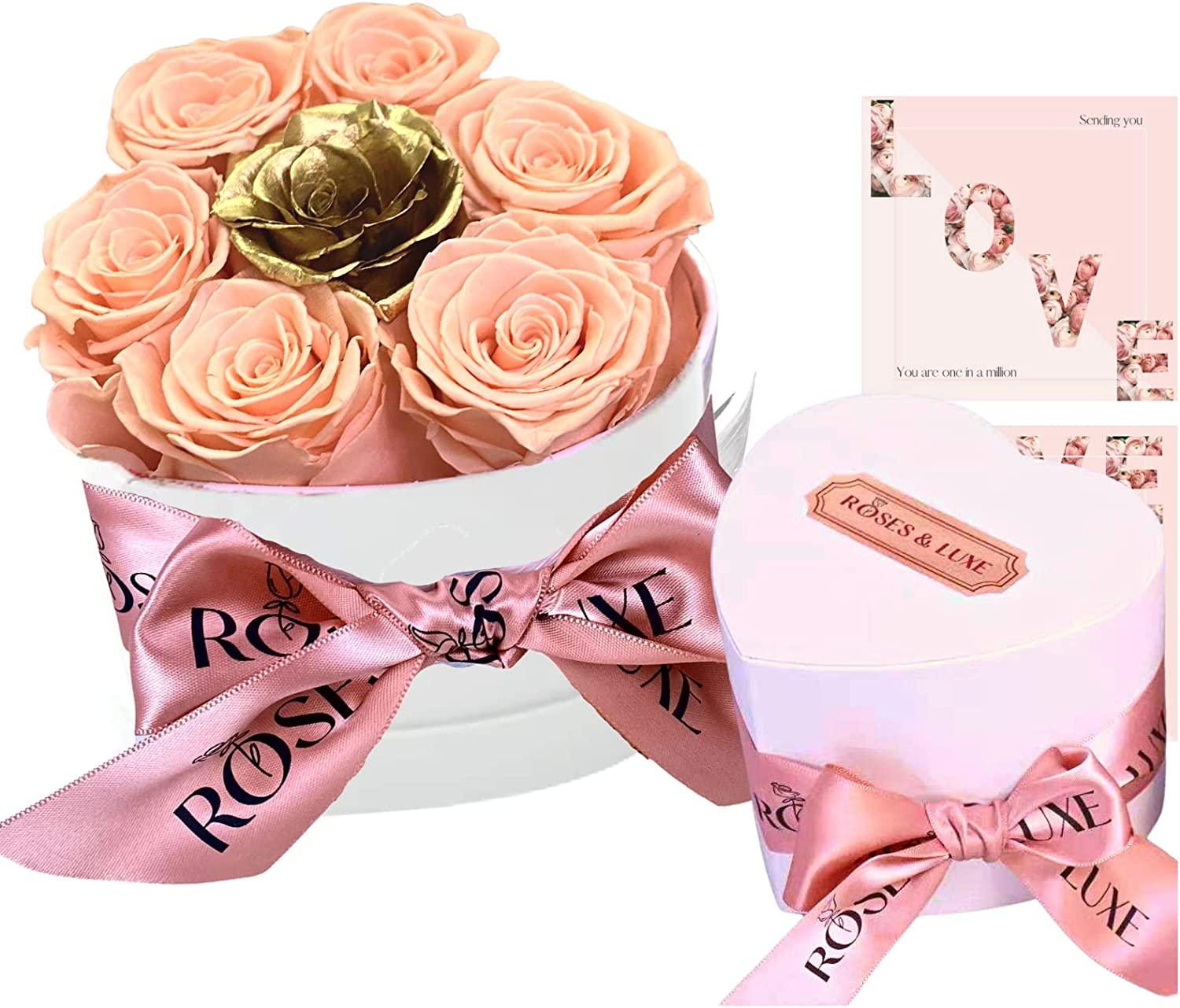 Preserved Flowers Roses in a Box