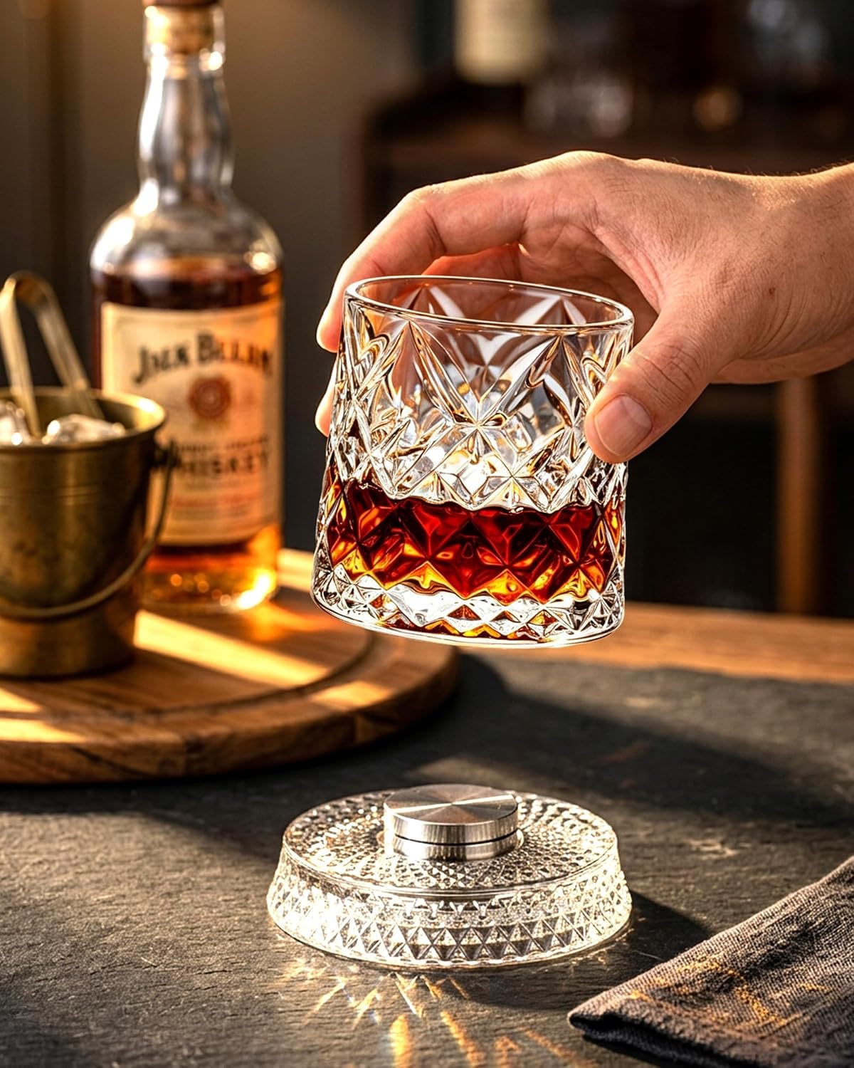 Balvorne™ 360° Spinning Whisky Glasses — Set of 4 with Ice Moulds & Gift Box