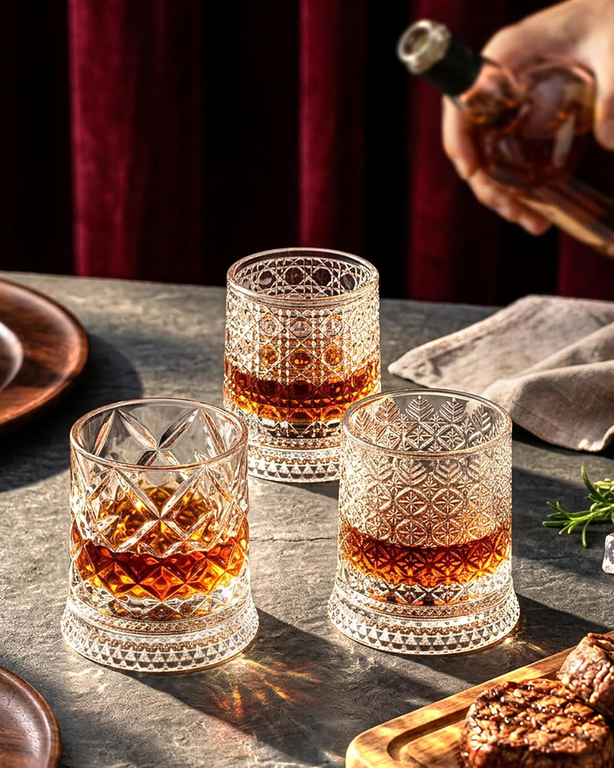 Balvorne™ 360° Spinning Whisky Glasses — Set of 4, Gift Box
