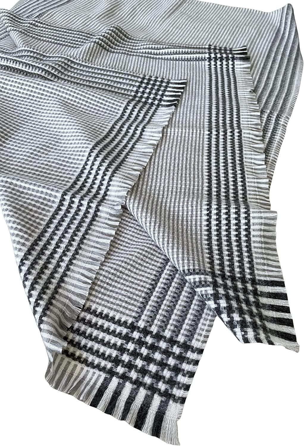 Authentic men's cashmere scarf